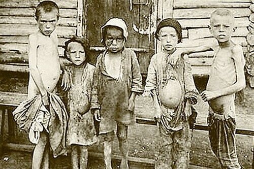 Первый факт массового голода имел место в Украине в 1921-1923 годах
