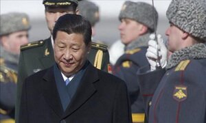 Новый глава Китая Си Цзиньпин был встречен в Москве официальной церемонией