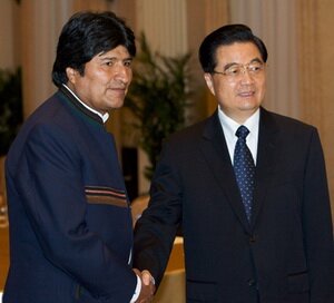 Bolivian President Evo Morales and Chinese President Hu Jintao