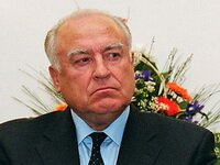 Черномырдин В. С. (1938-2010), Председатель Правительства Российской Федерации в 1993-1998 гг.