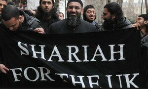 Каждый десятый гражданин Великобритании в возрасте 25 лет является мусульманином