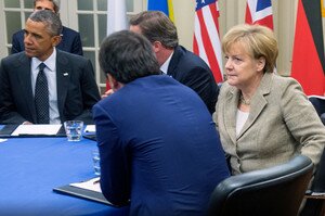 Канцлер Германии А. Меркель выступает против поставки вооружений в Украину