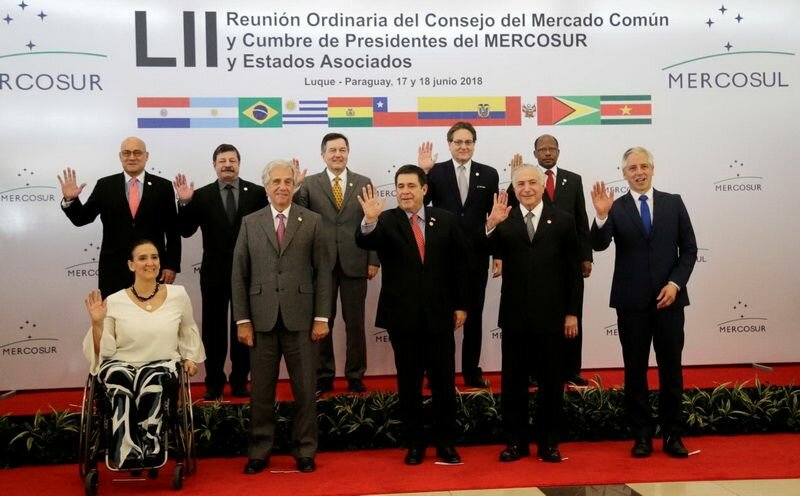 17–18 червня у м. Луке в Парагваї на вищому рівні зустрілися президенти країн, що входять до Південноамериканського спільного ринку (МЕРКОСУР)