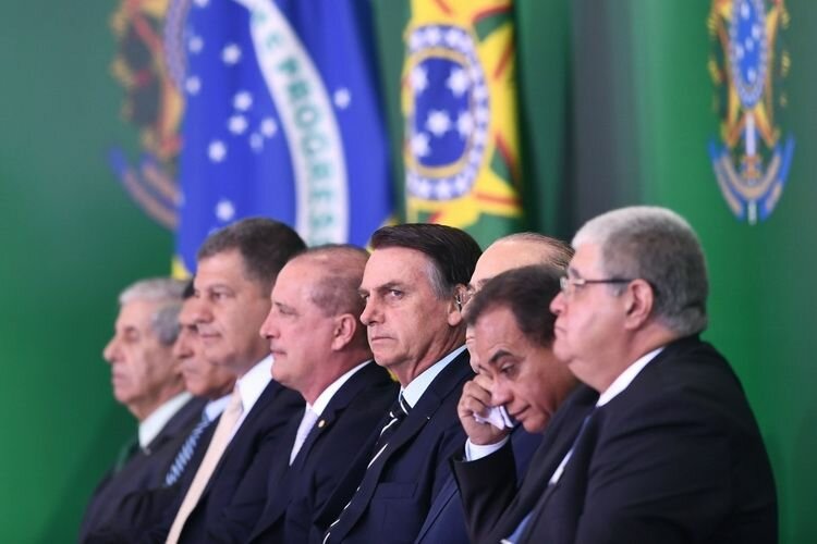 Новообраний президент Бразилії Ж. Болсонару із членами свого кабінету